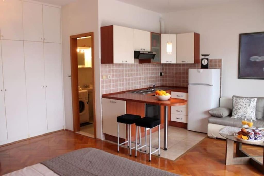 Maia'S Beach Studio Znjan Split Ngoại thất bức ảnh
